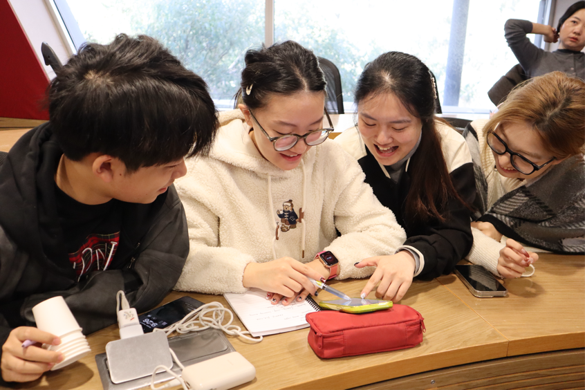 2025-08-12 21:40:35.263000